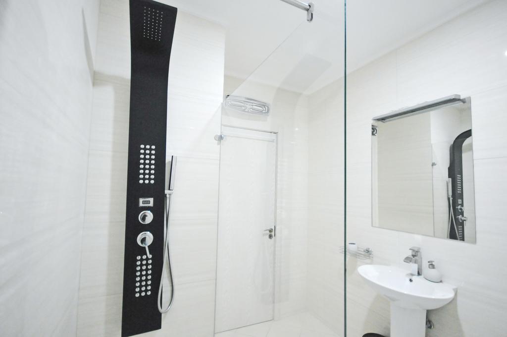 Sea Breeze Lux Apartments Budva Exteriér fotografie