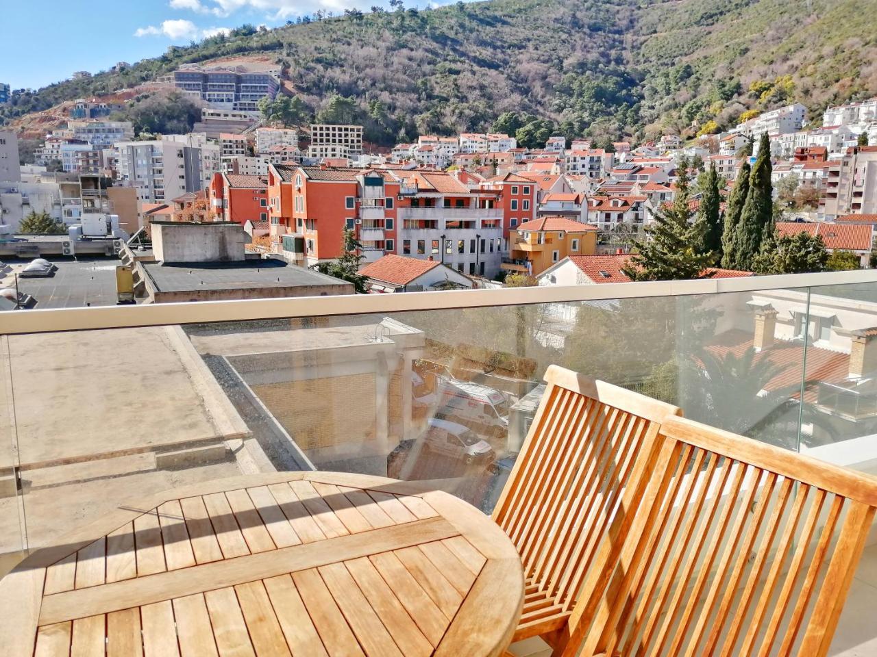 Sea Breeze Lux Apartments Budva Exteriér fotografie