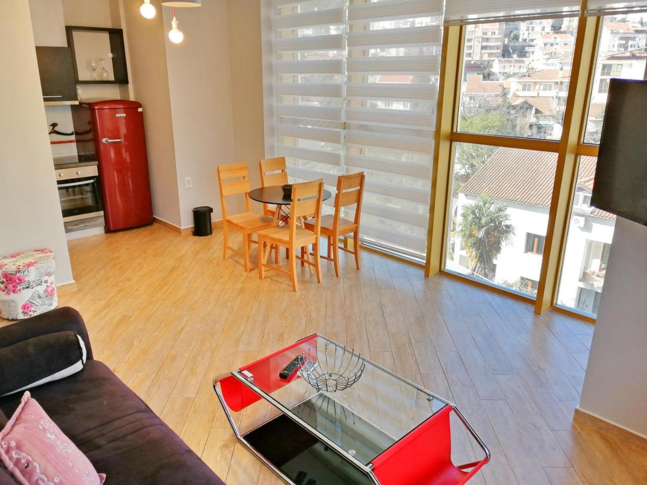 Sea Breeze Lux Apartments Budva Exteriér fotografie