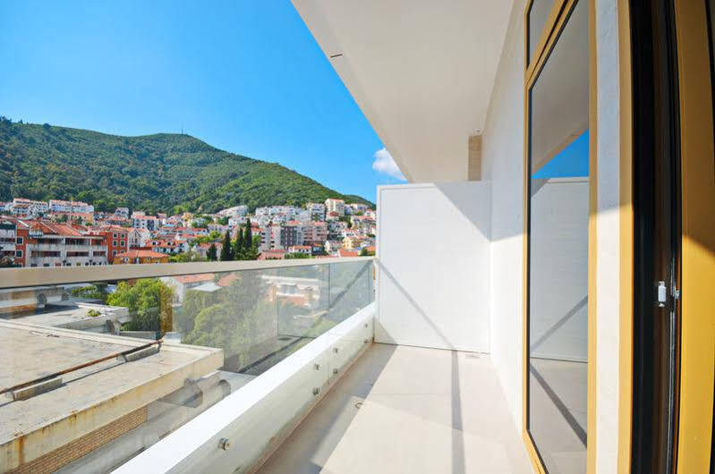 Sea Breeze Lux Apartments Budva Exteriér fotografie
